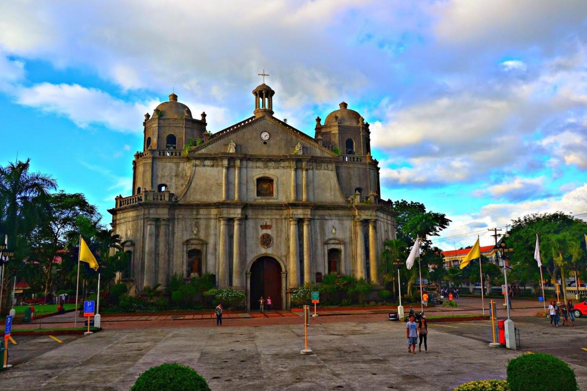Reddoorz At Sta Cruz Naga City المظهر الخارجي الصورة